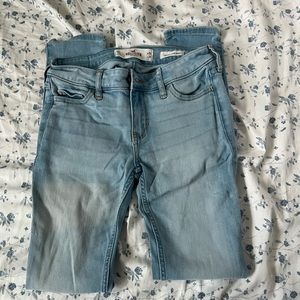 Hollister Low Rise Super Skinny Jeans